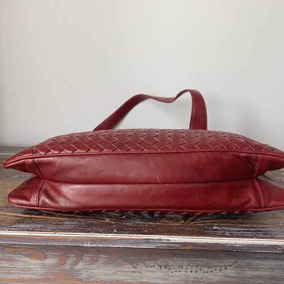 Woven Leather Handbag - Picture 3 of 12